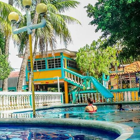 Hotel Leones Marinos San Miguel Kültér fotó